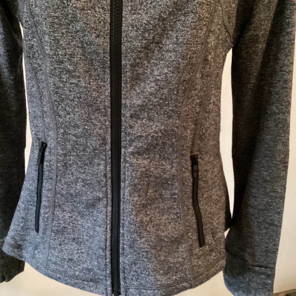 LULULEMON FULL ZIP DEFINE JACKET SIZE 6 IN DARK HEATHER GREY BLACK - Picture 3 of 11
